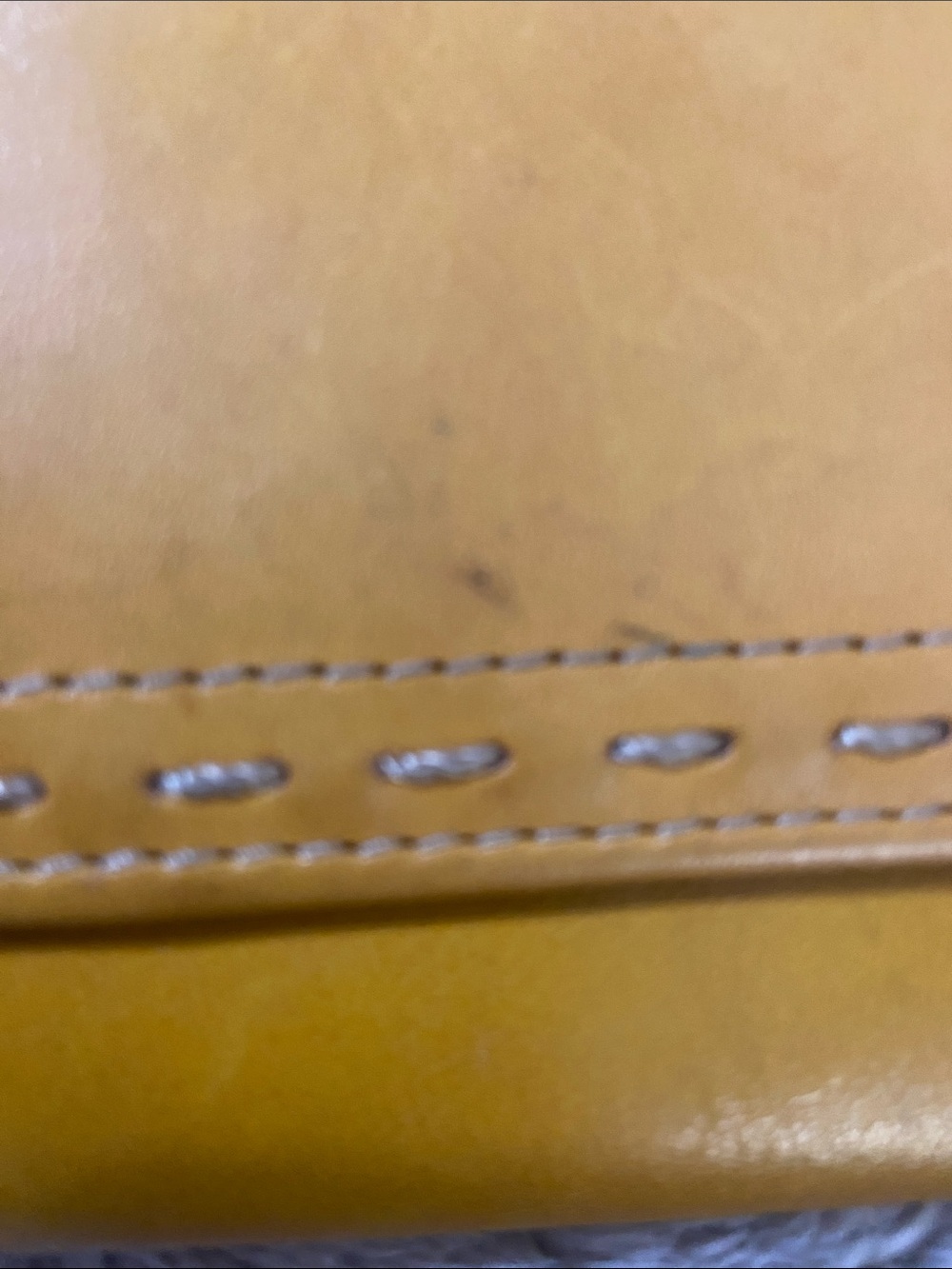 Fossil Mustard Yellow Leather Bifold Wallet - Picture 7 of 11